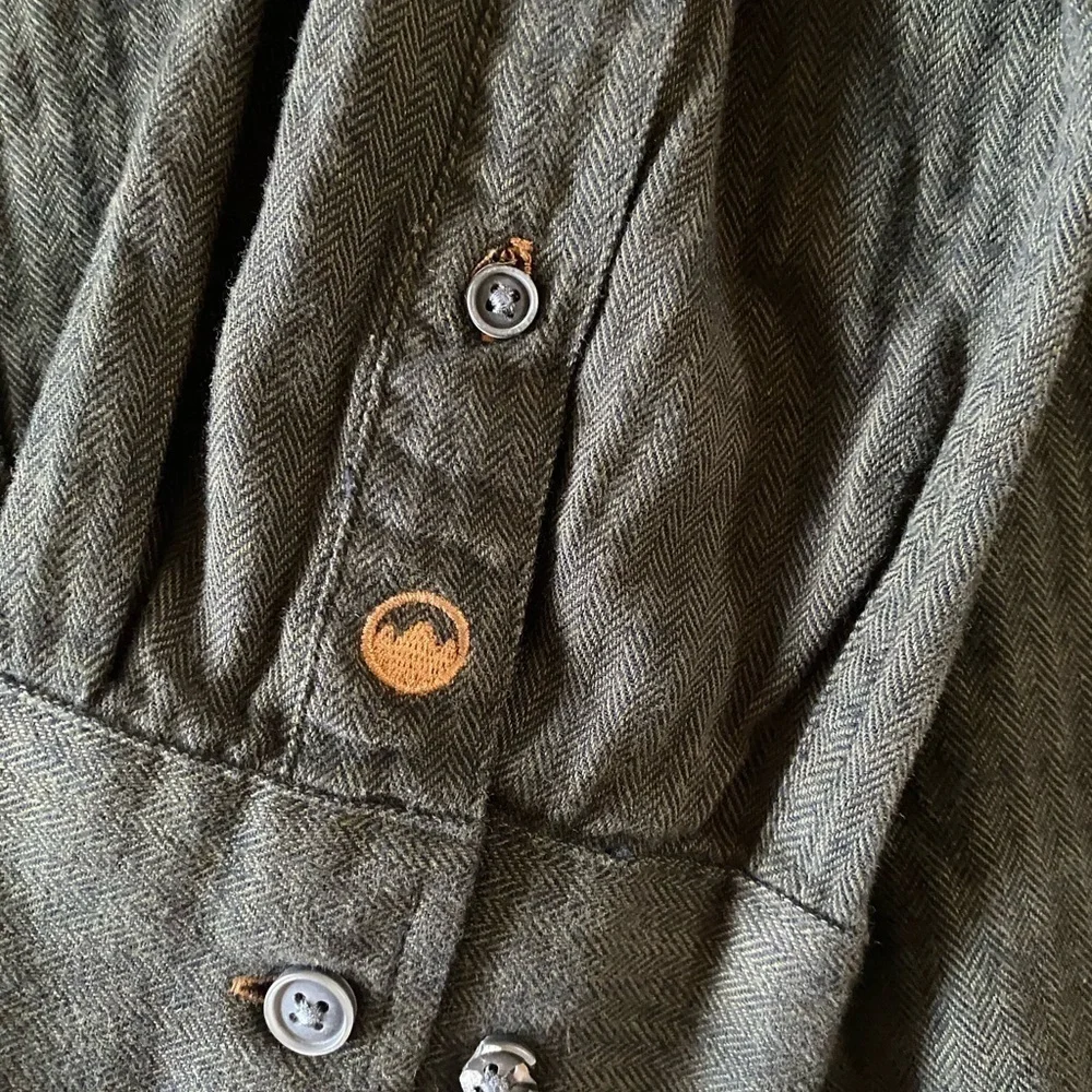 FarWest button down - Picture 3 of 4